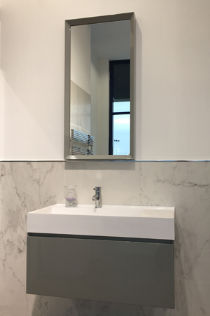 antonio-lupi-graffio-grigio-smog-lucido_saglietto_ceramiche